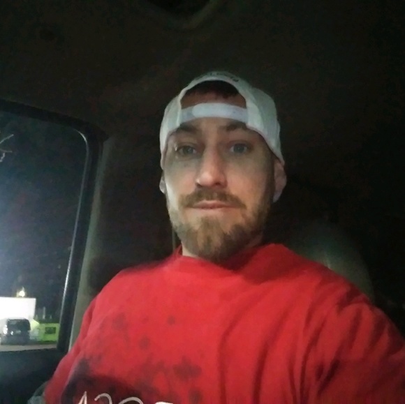 Poshmark profile picture for @airtight